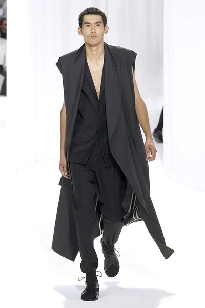 Look 40